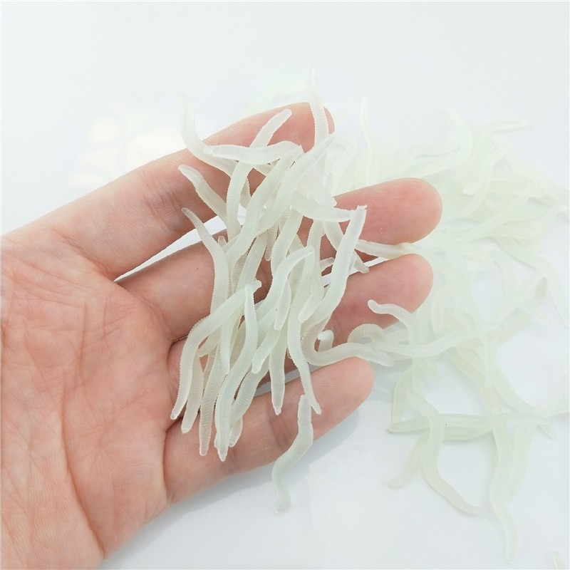 60pcs 4cm Fishing Silicone Lum - Aglaonema Red のレビューと価格
