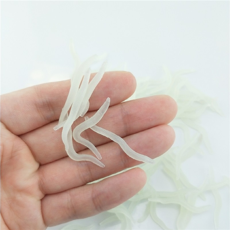 60pcs 4cm Fishing Silicone Lum - Aglaonema Red のレビューと価格